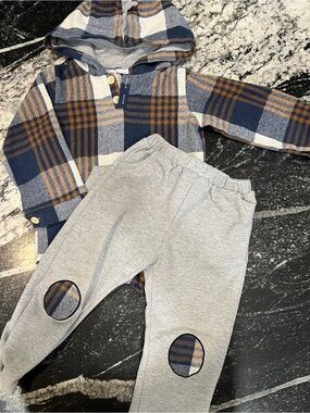 Plaid Hooded Top & Gray Jogger Pants Outfit Set 3–4Y